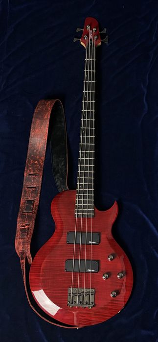 Clevan бас гитара