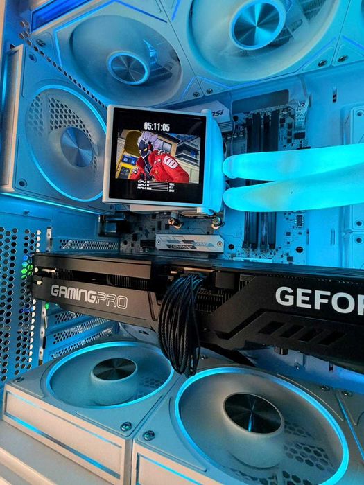 PC Gaming Ryzen 7 9800X3D /RTX 5080/32GB, SSD 2TB/ RATE-Garantie TVA