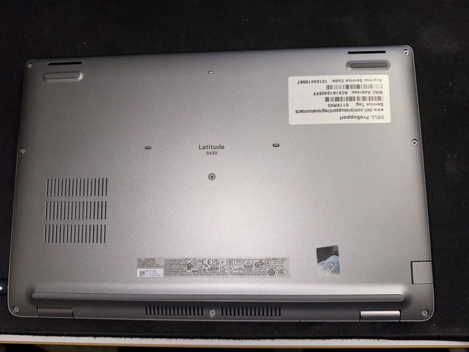 Laptop dell 5430 i7 gen 12