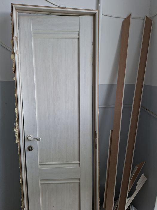 Продам дверь 13 к торг есть