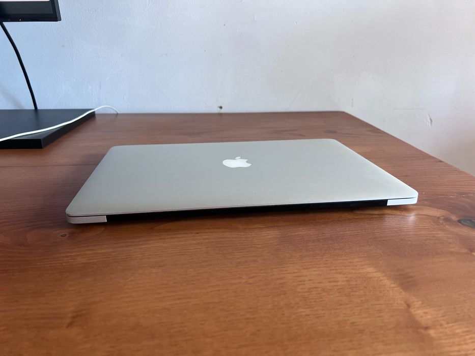 MacBook Pro 15' inch,16G RAM, 1TB SSD,i7,Dual Graphic Card, mid 2015