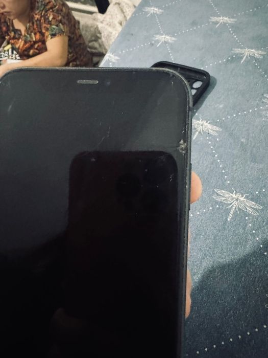 Iphone 11 черный