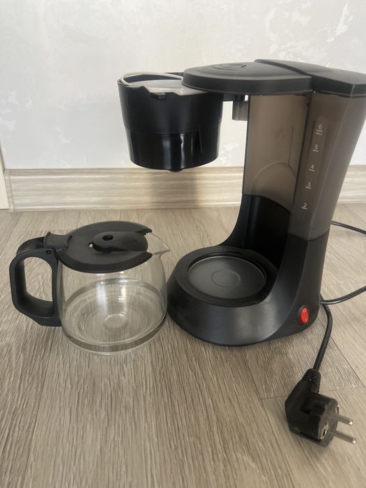 Продам кофеварку