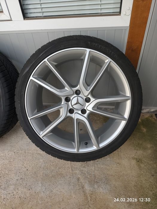 20/5/112-МЕРЦЕДЕС Ц и Е класа,с добри ЗИМНИ гуми -255/35/20-перфектни