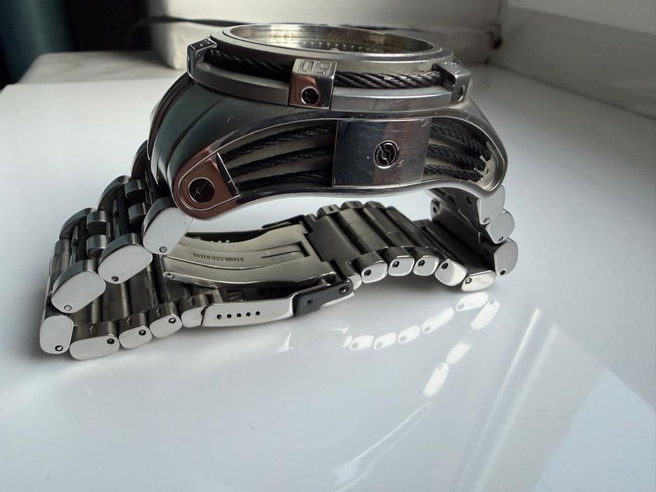Оригинальные швейцарские часы Invicta Zeus Bolt