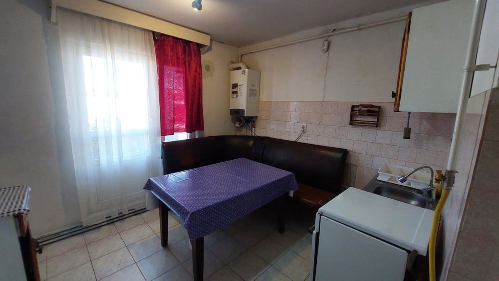 Vind Ap.4 camere 80mp central Marghita , Jud.Bihor