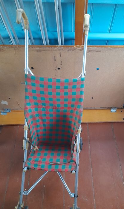 Продам разобранную детскую кровать, коляску и качели