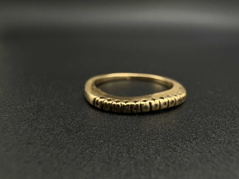 Dracula Amanet: Inel de aur 2,85Gr/14K.