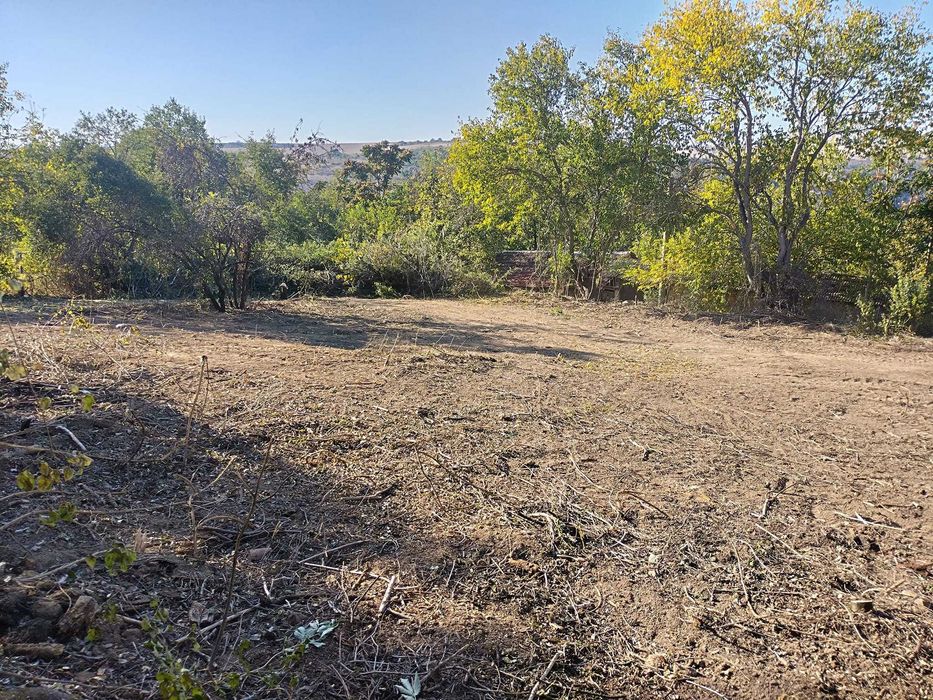 дворно място в село Червен, обл. Русе.