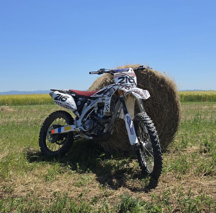 cross yamaha yzf250 2011