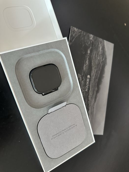 Apple Watch Ultra 2 Black Titanium 49 mm GPS + Cellular, Black Titanium Milanese Loop (S)