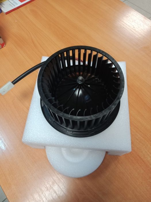 Вентилятор печки Ауди В3/В4