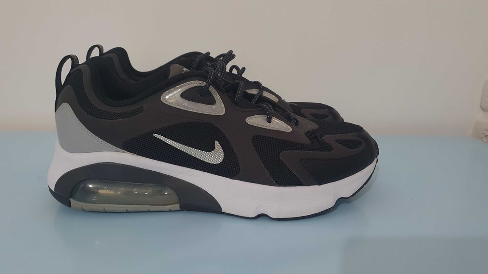 Маратонки Nike Air Max 200