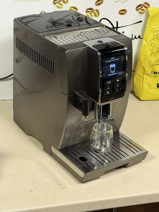 Кафемашина кафе автомат Delonghi DİNAMİCA Plus Bluetooth с гаранция