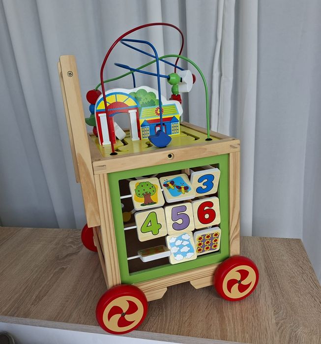Centru de activitati - Cub - Copii mici