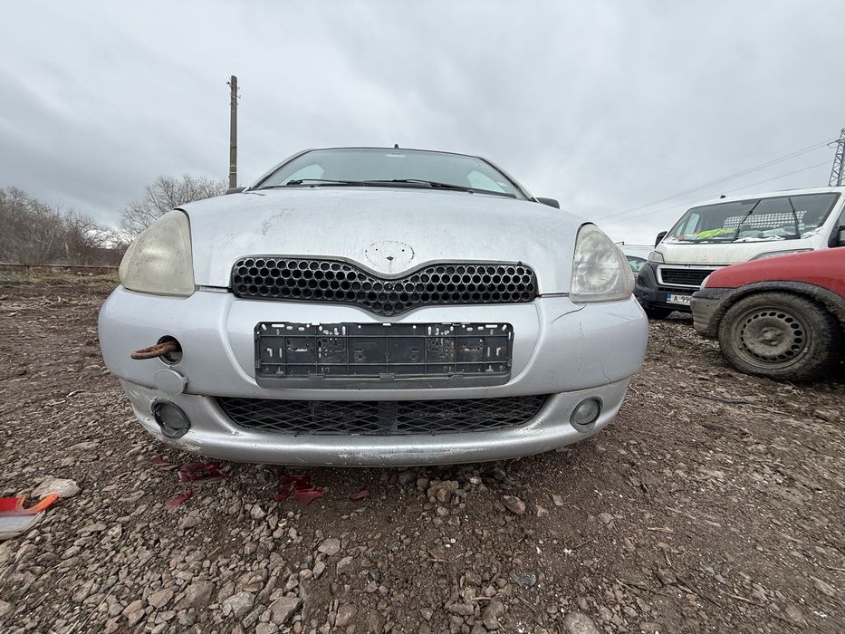 Toyota Yaris 1.0 VVT-i Тойота Ярис 1.0и на-части!
