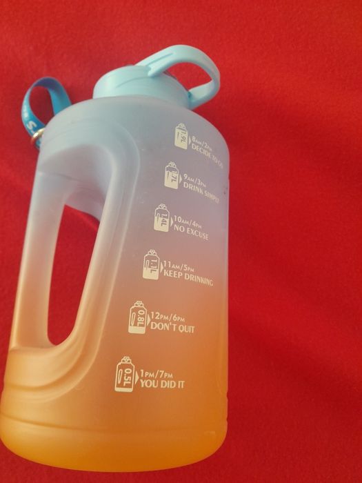 Спортна  бутилка