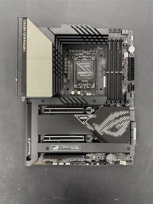 KIT i9-13900K + Asus ROG Maximus Z690 Hero DDR5