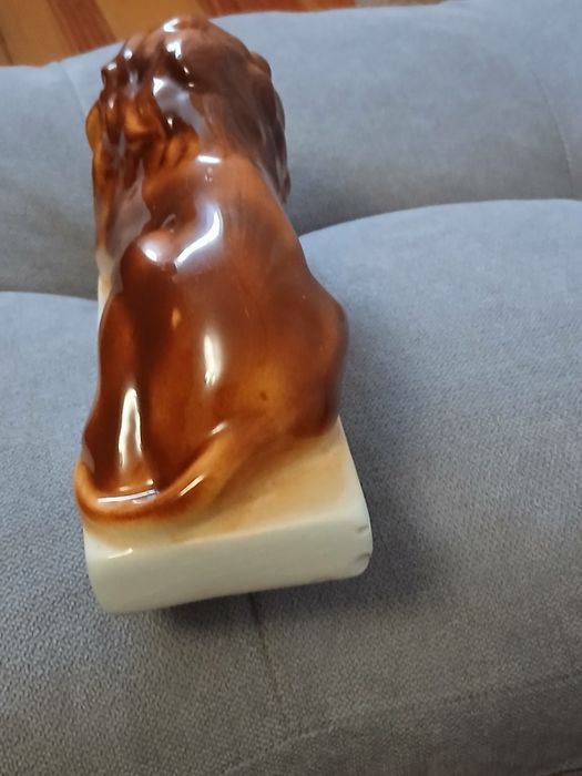 Порцеланова фигура ЛЪВ Намаление