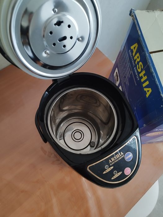Продам термопот.