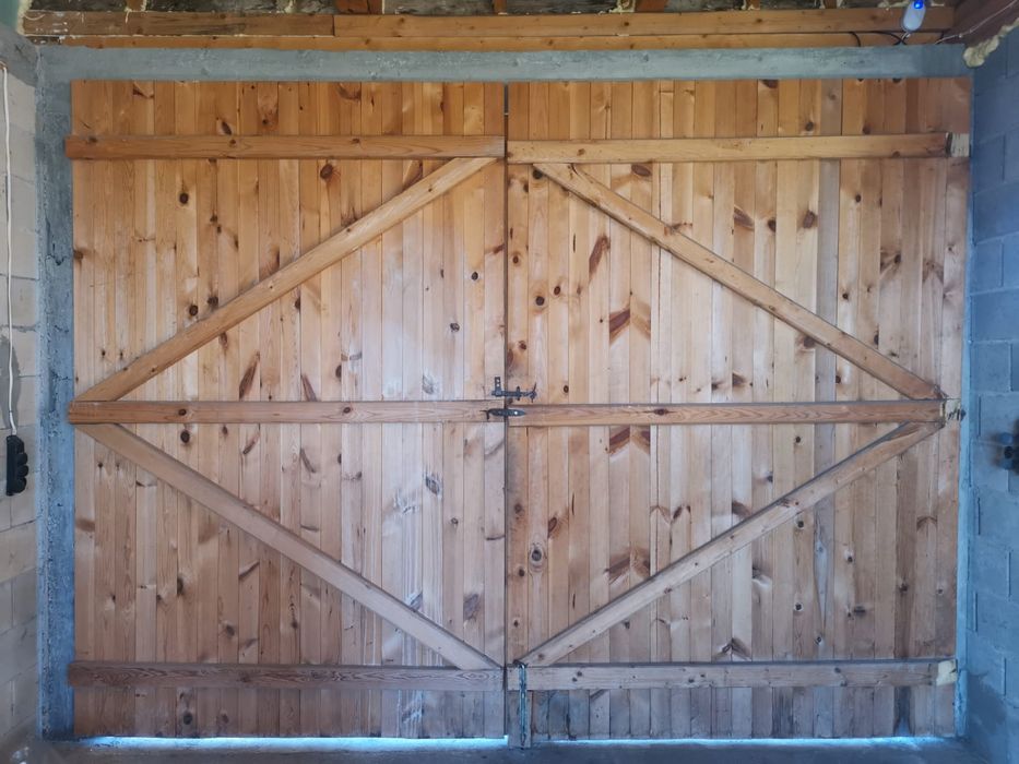 Външни дървени порти