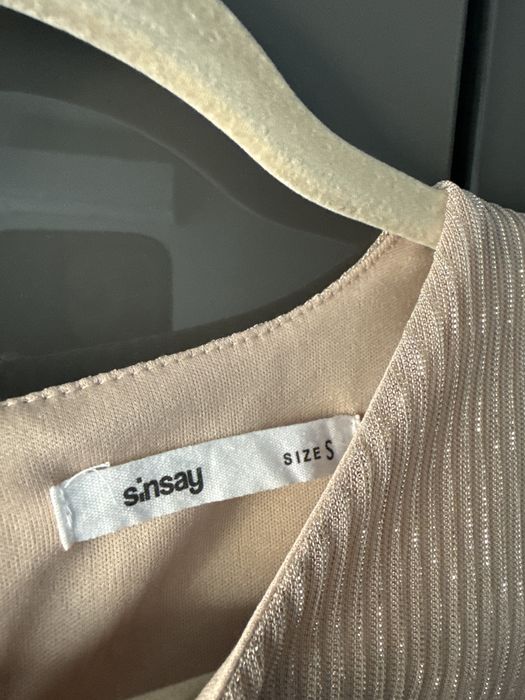 Официална рокля Sinsay