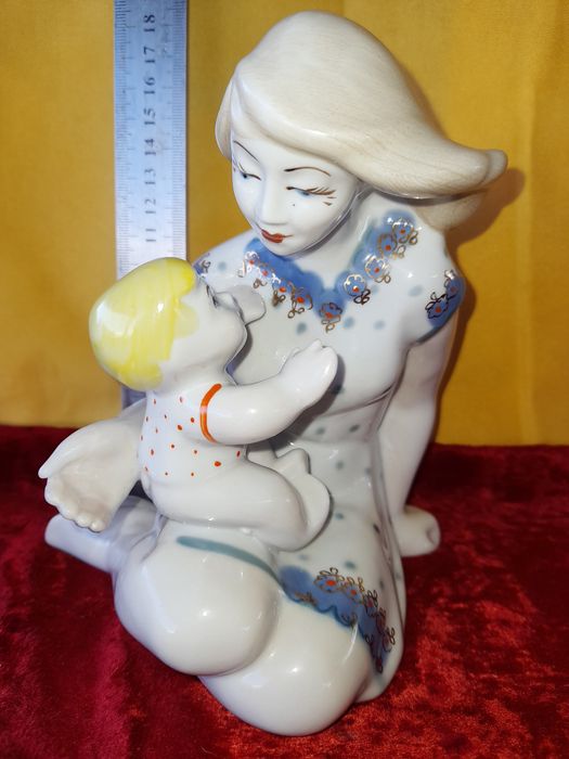 Советские фарфоровые статуэтки