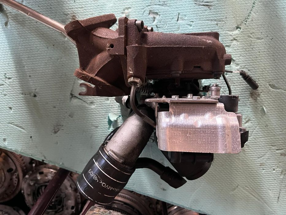 Турбо за Aydi A4 B8 3.0 TDI 2010 g цена 600 лв