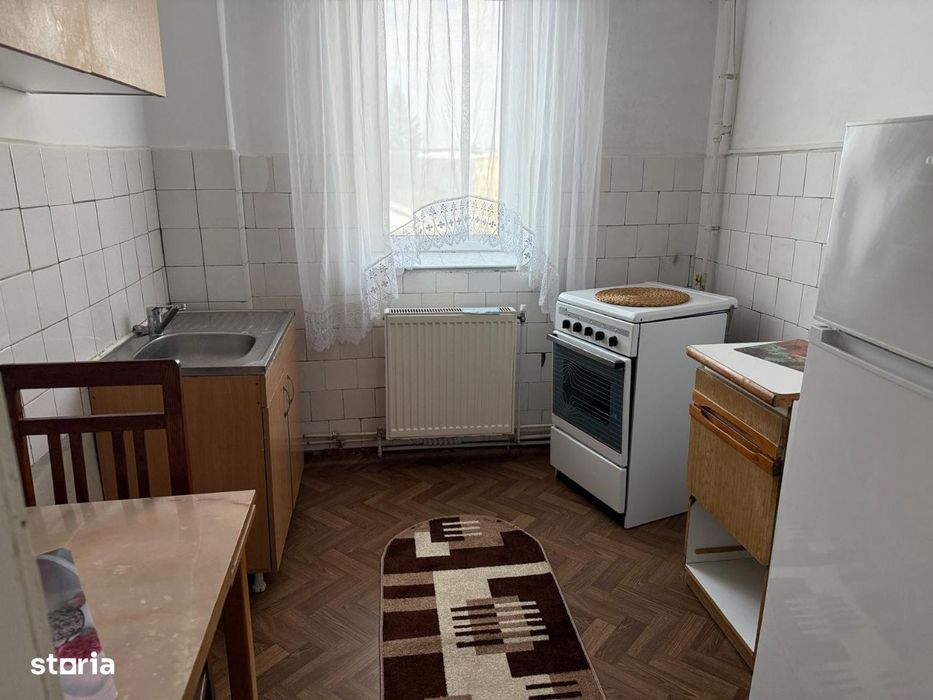 Inchiriere apartament 2 camere, mobilat, Targoviste, micro 9