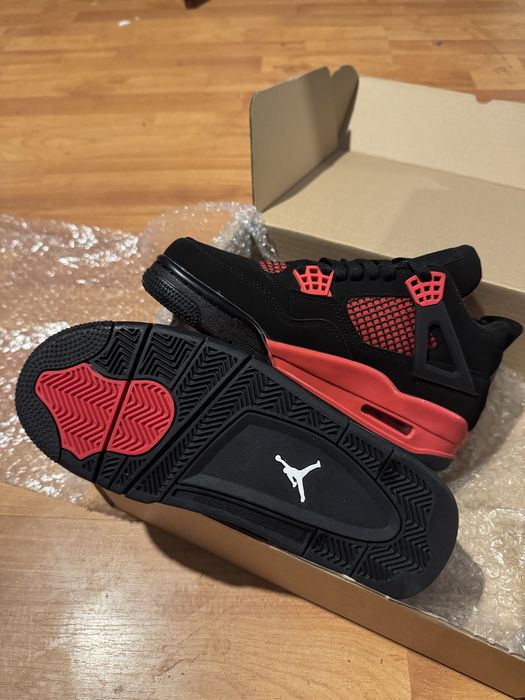 Air Jordan 4 Red Thunder 40