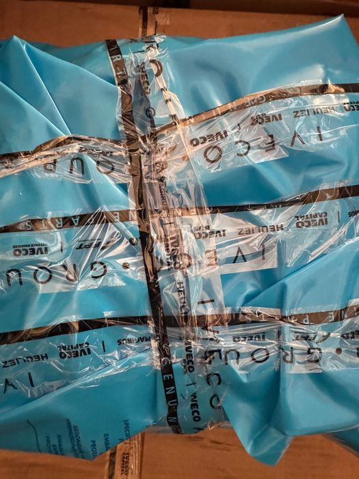 suport arc / corp arc /suport balansoar iveco /cod 8138566 ats