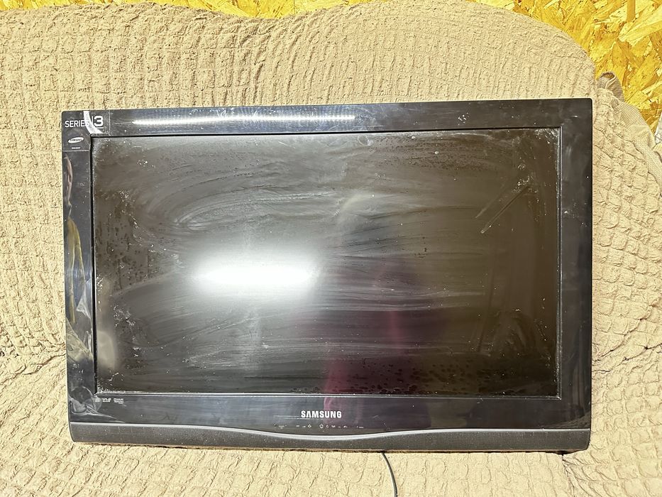 Продам телевизор Самсунг