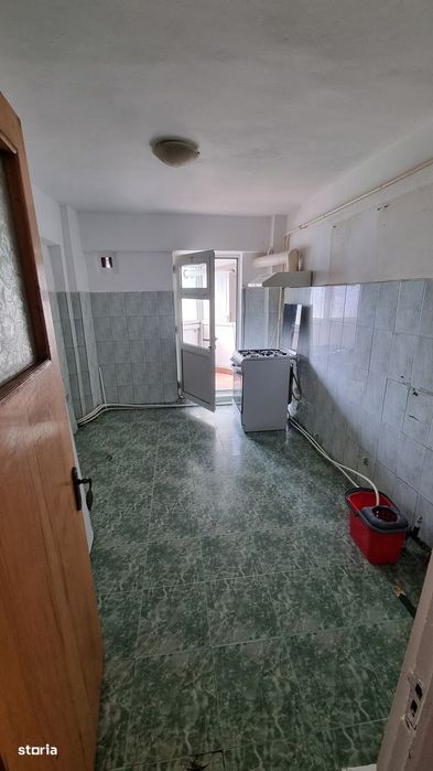 Apartament 3 camere, etaj 2, aproape de parc — fotografia 3