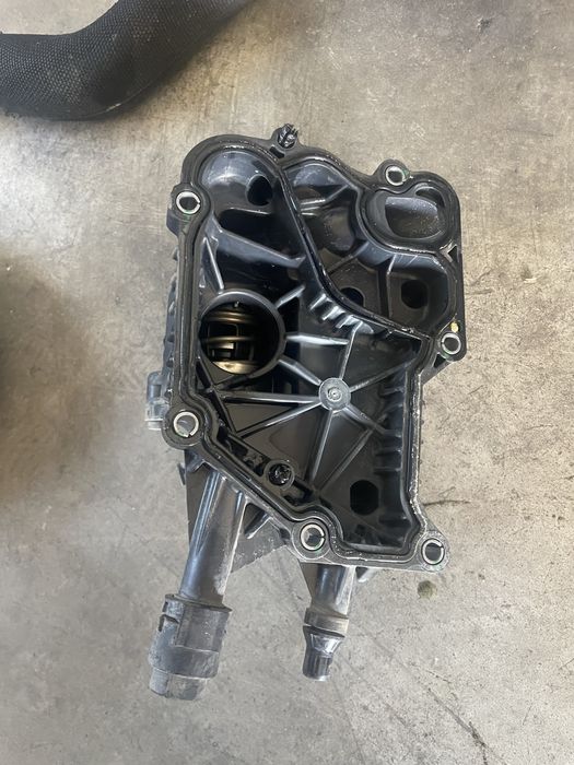 Corp Termostat conducta furtun apa BMW g11 g12 g30 3.0 4.0 b57 diesel