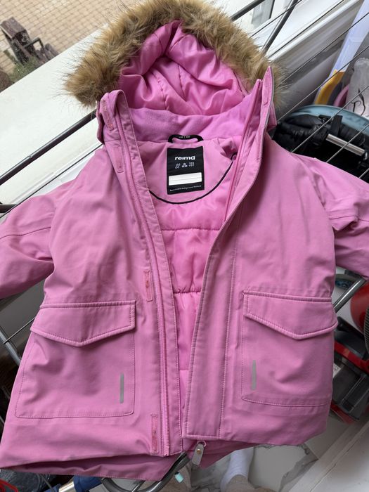 Продам куртку детскую