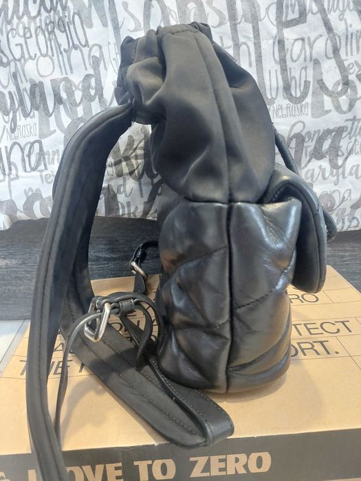 Pinko Дамска раница естесвена кожа