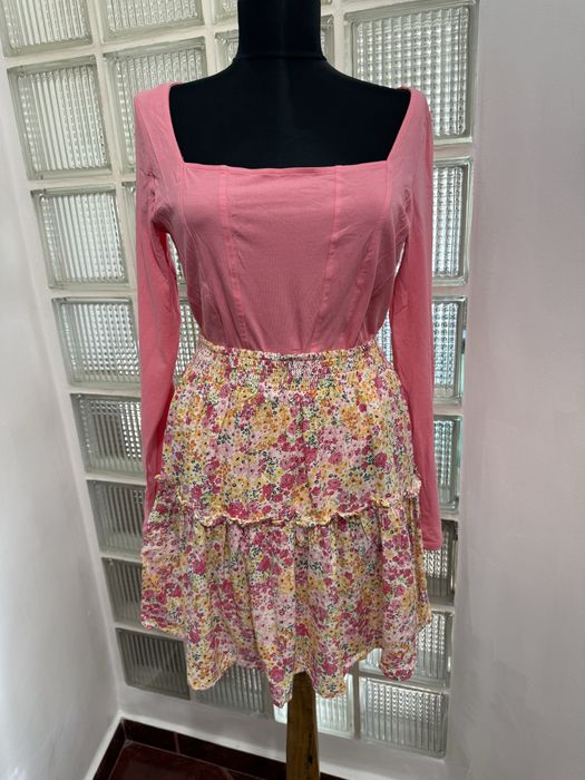 Fusta noua model floral