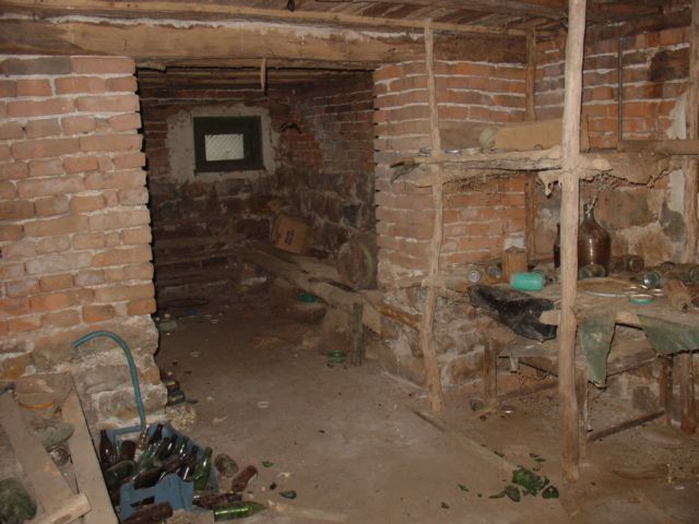 Продава се Къща в с. Черкаски, Област Монтана - 120 кв.м за 85 €/кв.м - Снимка #6