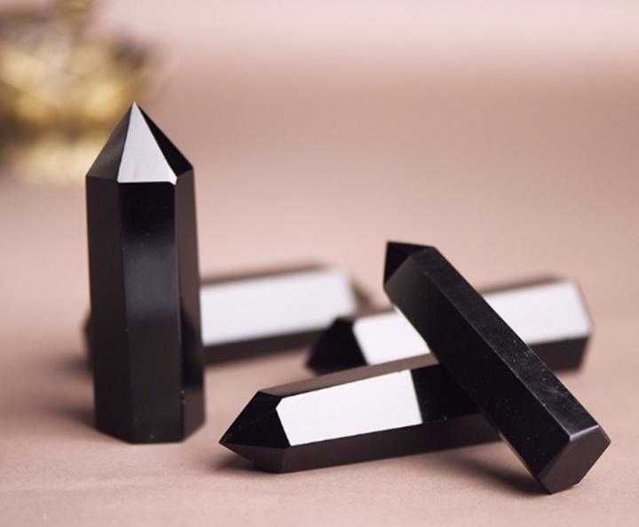 Пирамидален Обелиск Монокристал Полиран Черен Обсидиан Камък Закрилник