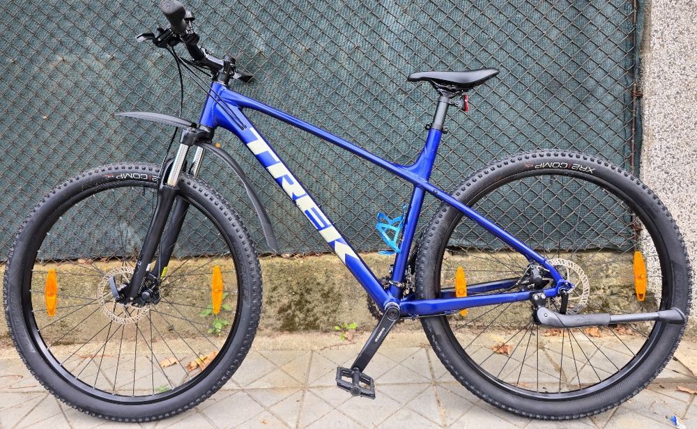 Trek Marlin 4 29 цола XL размер рамка Дискови спирачки Tektro Алуминиев велосипед 2х7 скорости
