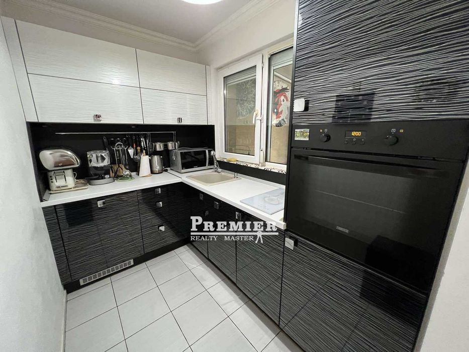 Продава се Къща в Поморие - 140 кв.м за 1450 €/кв.м - Снимка #1