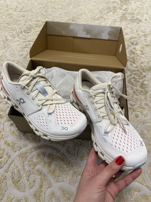 Кроссовки On Running