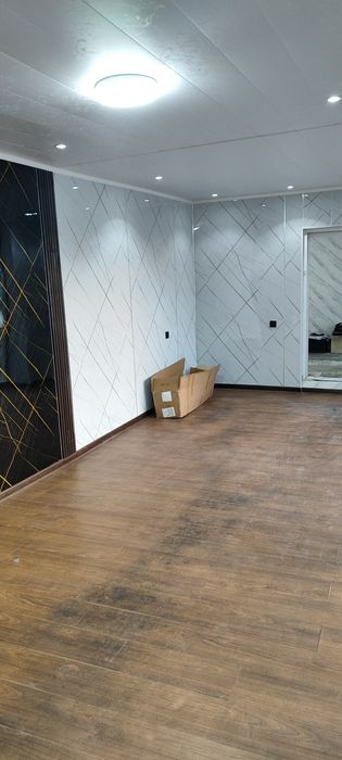 Noturar bino sotiladi 2 xona 52 kv