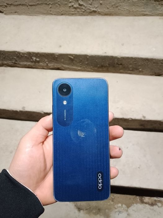 Oppo A17k с гариаентей