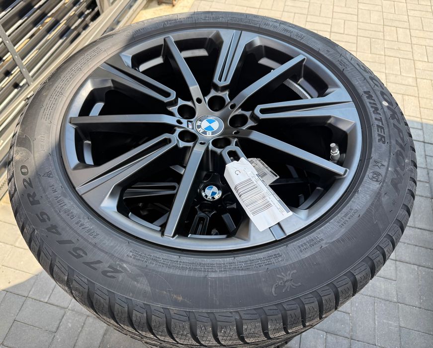 Чисто нови джанти със зимни гуми за BMW X5, X6, X7