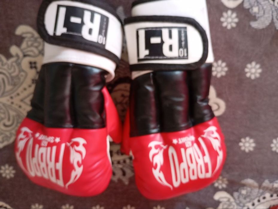 Продается экипировка для борьбы.