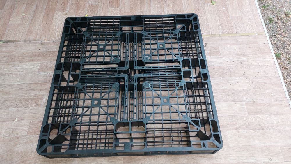 Пластиковые палета