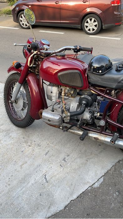 Vand motocicleta cu atas Dnepr 16 Kmz-8.922