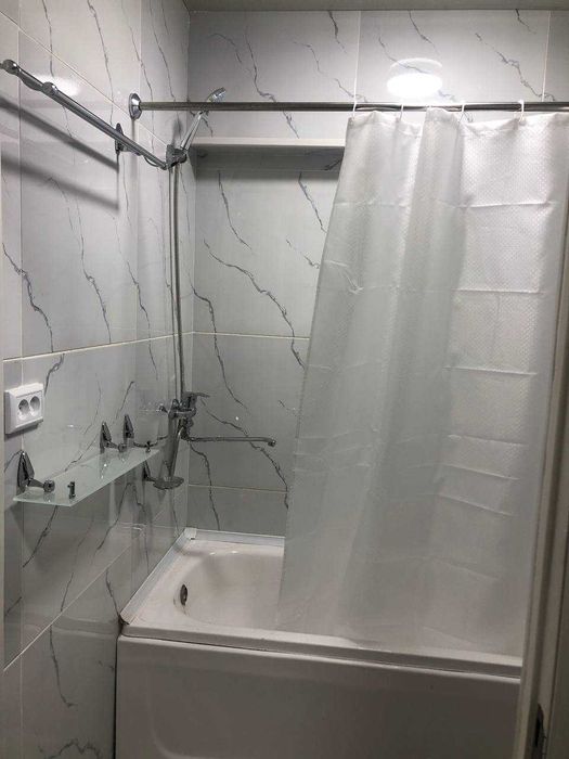 Продается 2-х ком. квартира. Шастри.