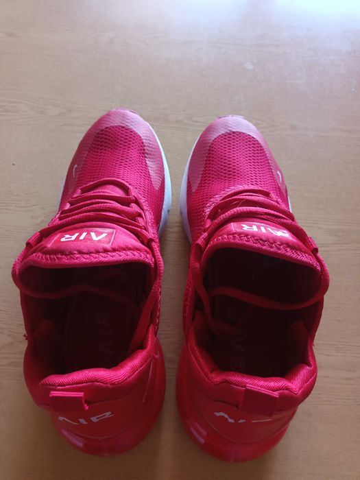 Продавам мъжки маратонки NIKE, обувани само един път